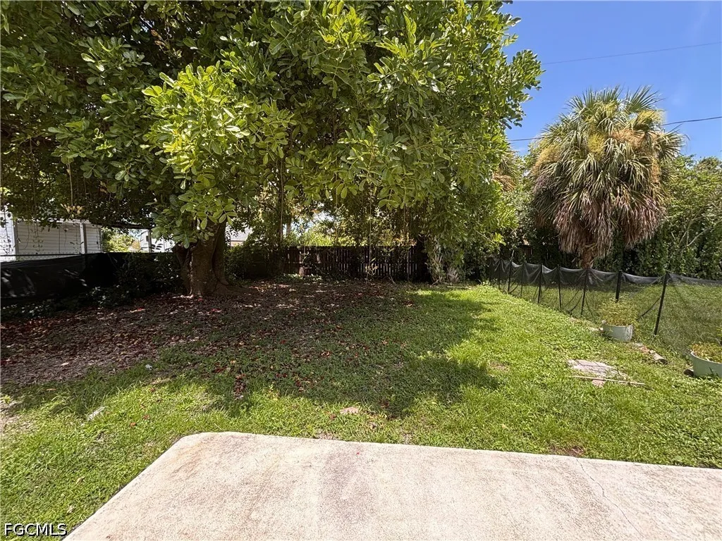 1977 46th Street SW Naples FL 34116