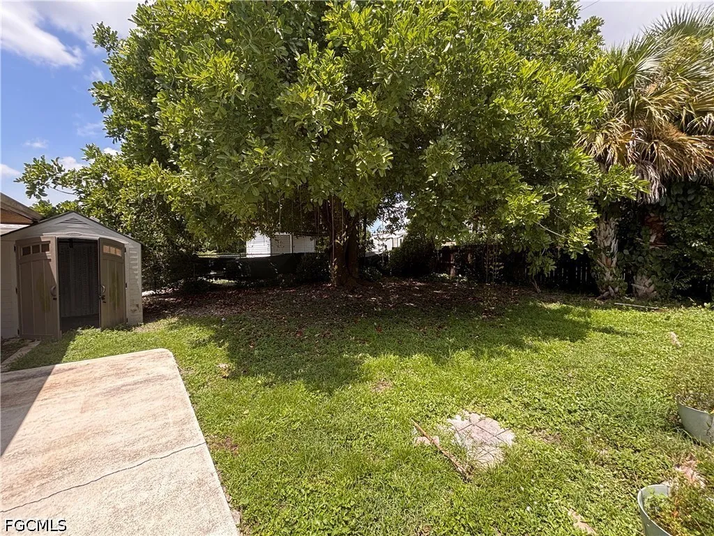 1977 46th Street SW Naples FL 34116