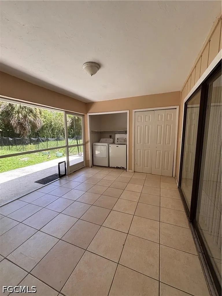 1977 46th Street SW Naples FL 34116