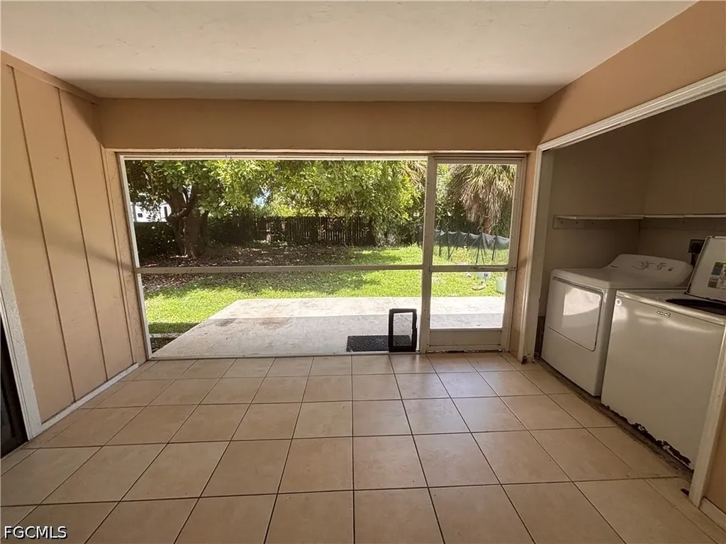 1977 46th Street SW Naples FL 34116
