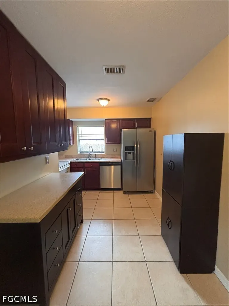 1977 46th Street SW Naples FL 34116