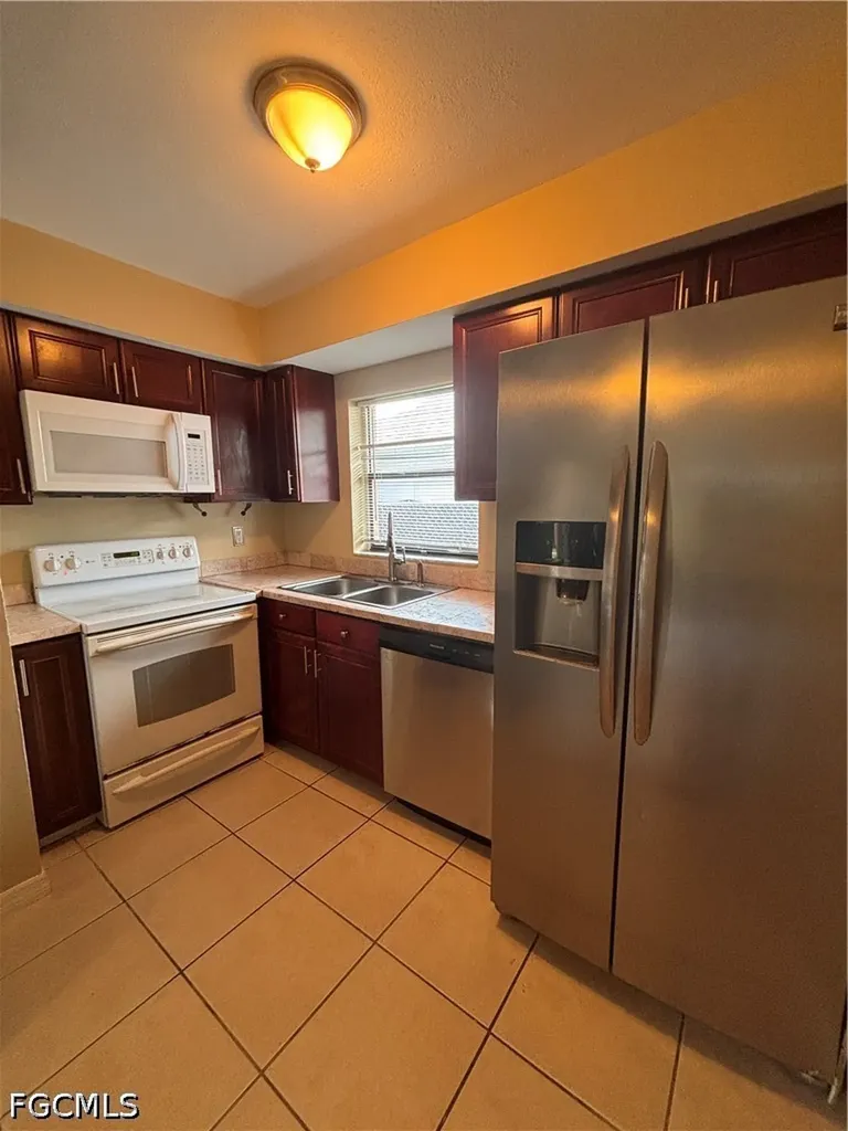 1977 46th Street SW Naples FL 34116