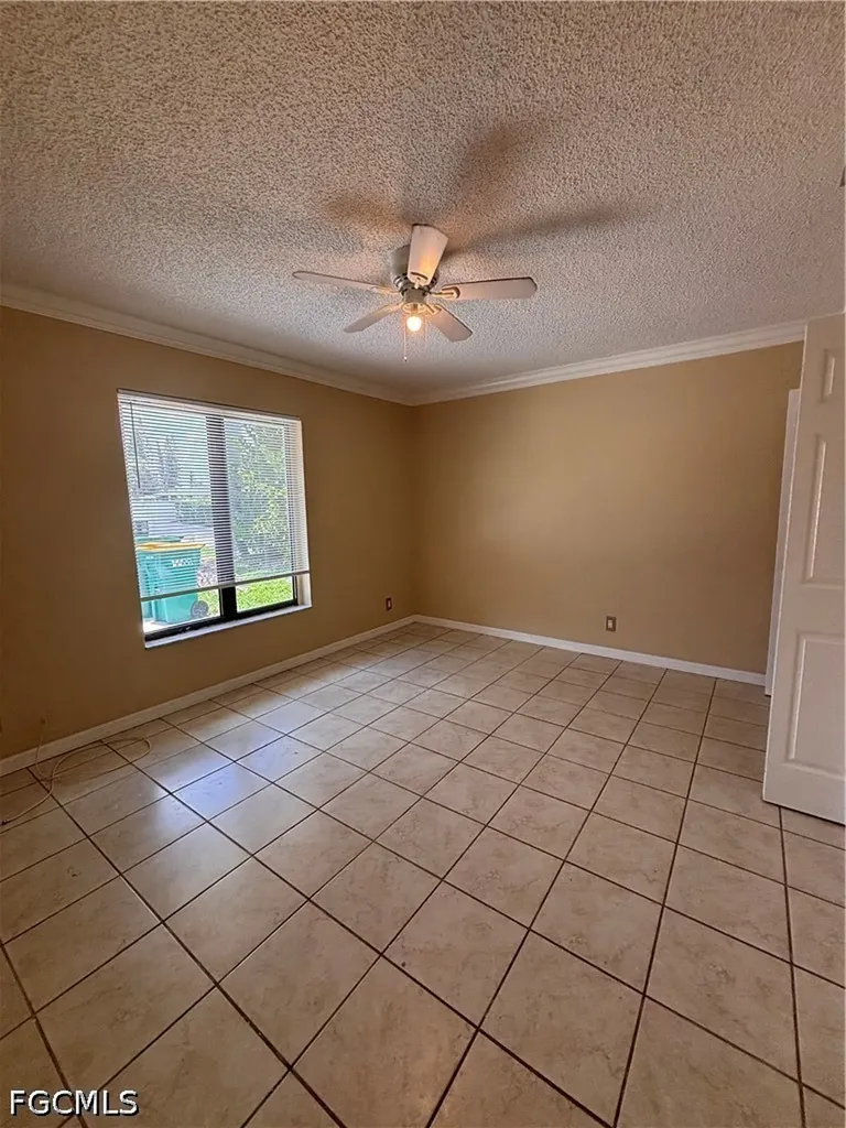 1977 46th Street SW Naples FL 34116