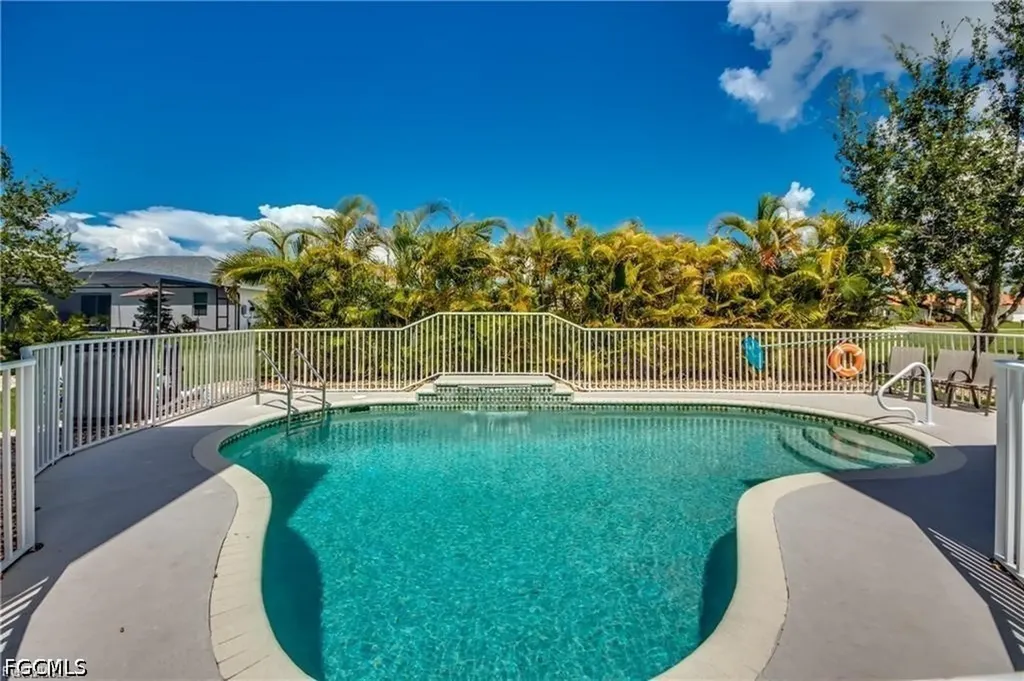 5308 Chiquita Boulevard S Cape Coral FL 33914
