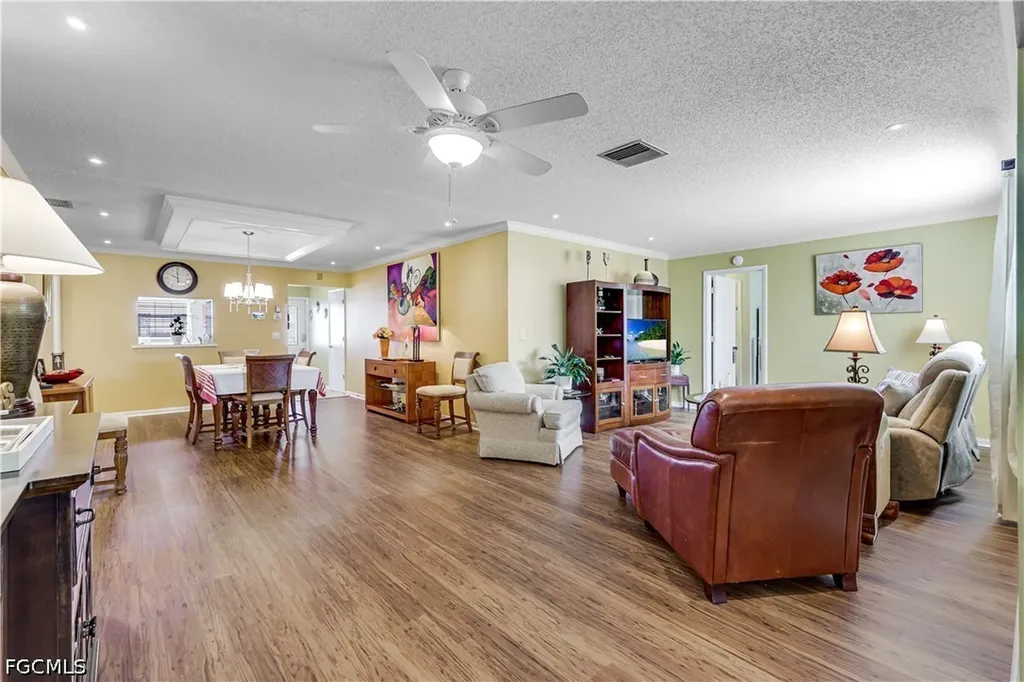 7079 Cedarhurst Drive Fort Myers FL 33919