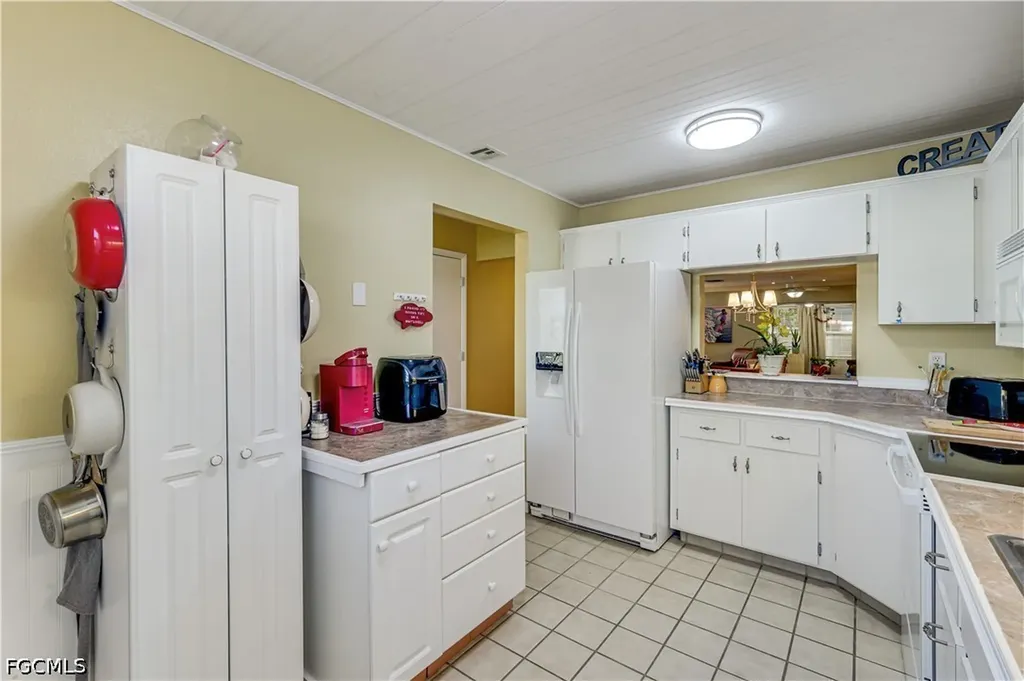 7079 Cedarhurst Drive Fort Myers FL 33919