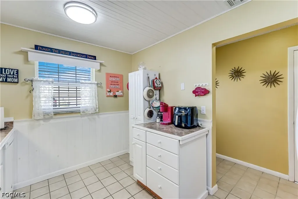 7079 Cedarhurst Drive Fort Myers FL 33919