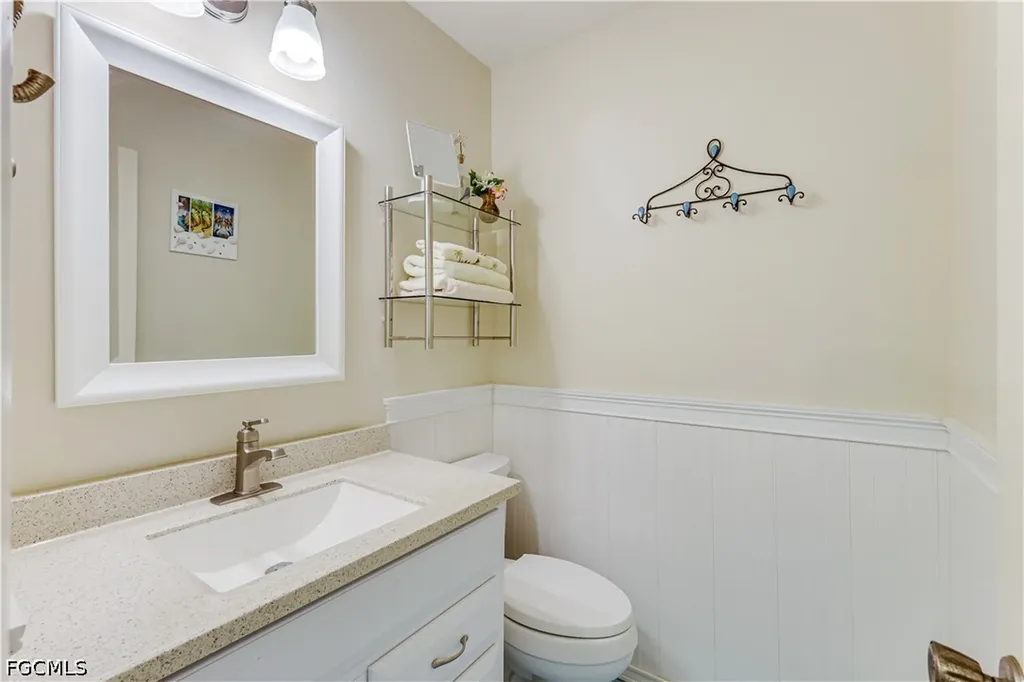 7079 Cedarhurst Drive Fort Myers FL 33919