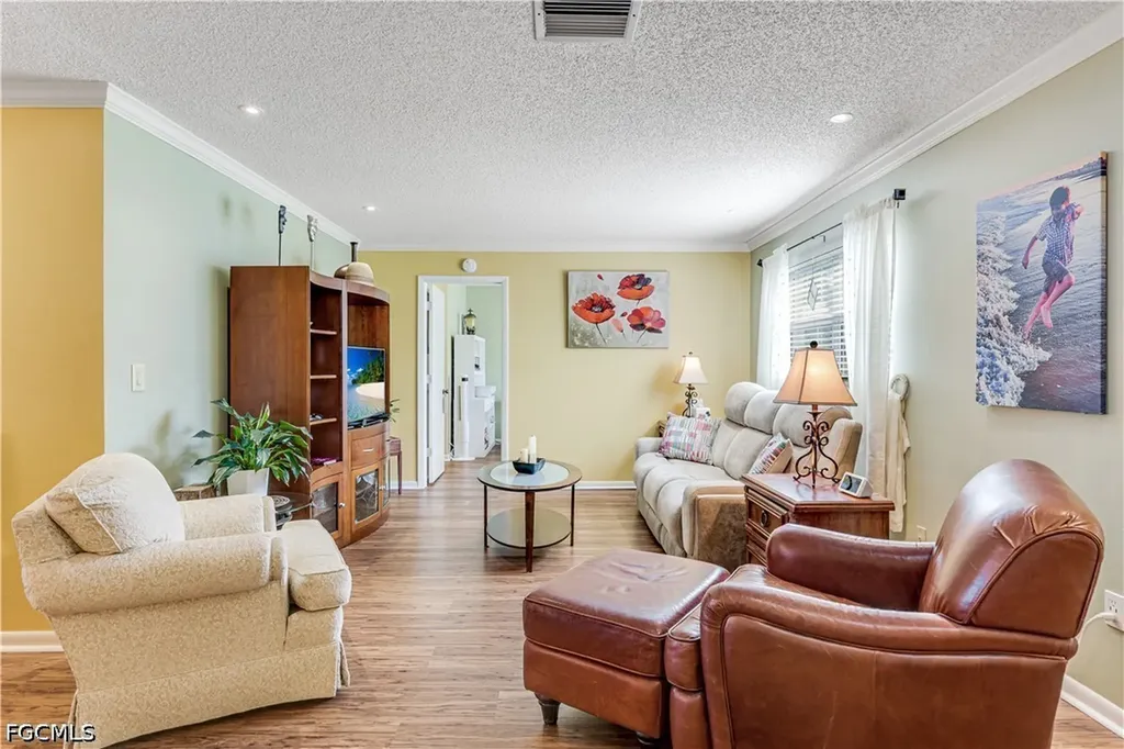 7079 Cedarhurst Drive Fort Myers FL 33919