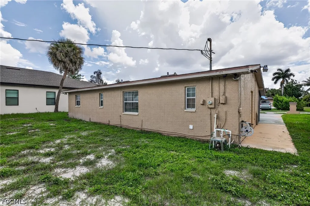 2238 Towles Street Fort Myers FL 33916
