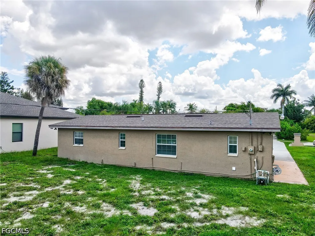 2238 Towles Street Fort Myers FL 33916