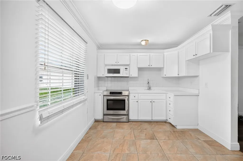 2238 Towles Street Fort Myers FL 33916