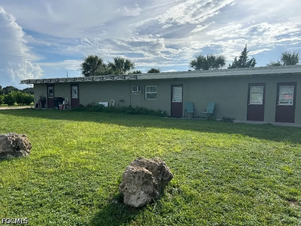 5099 Sr 80 Labelle FL 33935