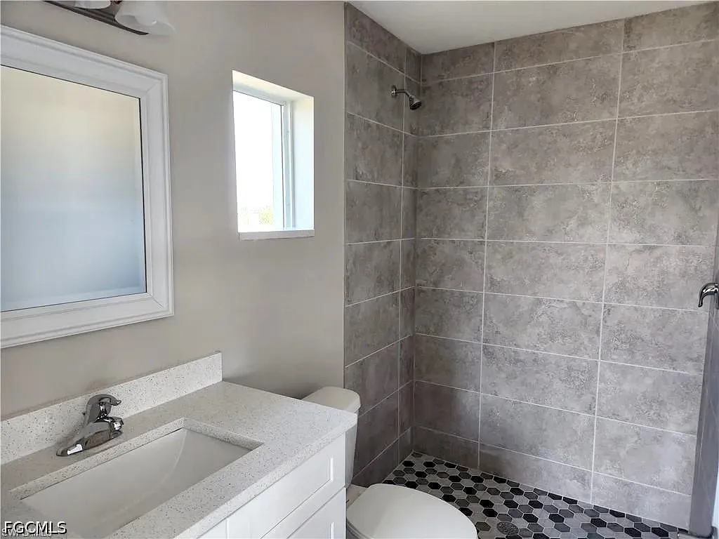 2930 Diplomat Parkway W Cape Coral FL 33993