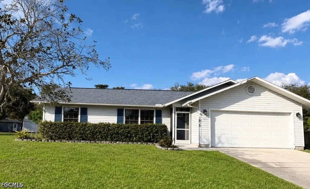 1905 NE 6th Street Cape Coral FL 33909