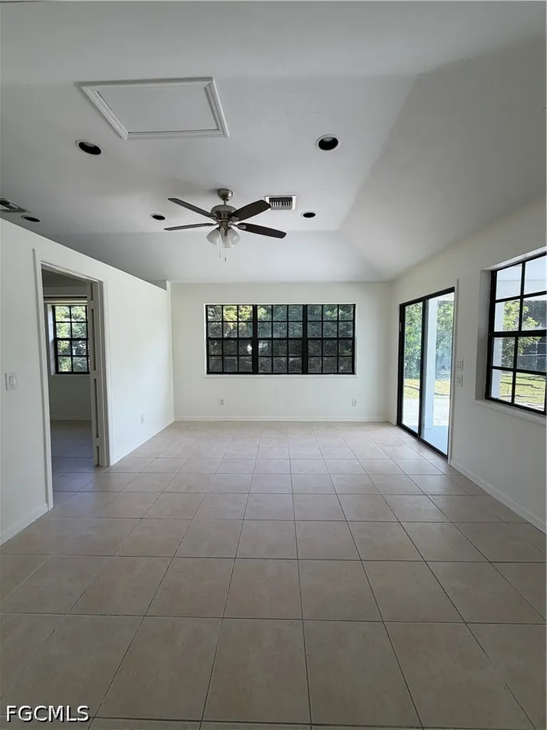 1905 NE 6th Street Cape Coral FL 33909