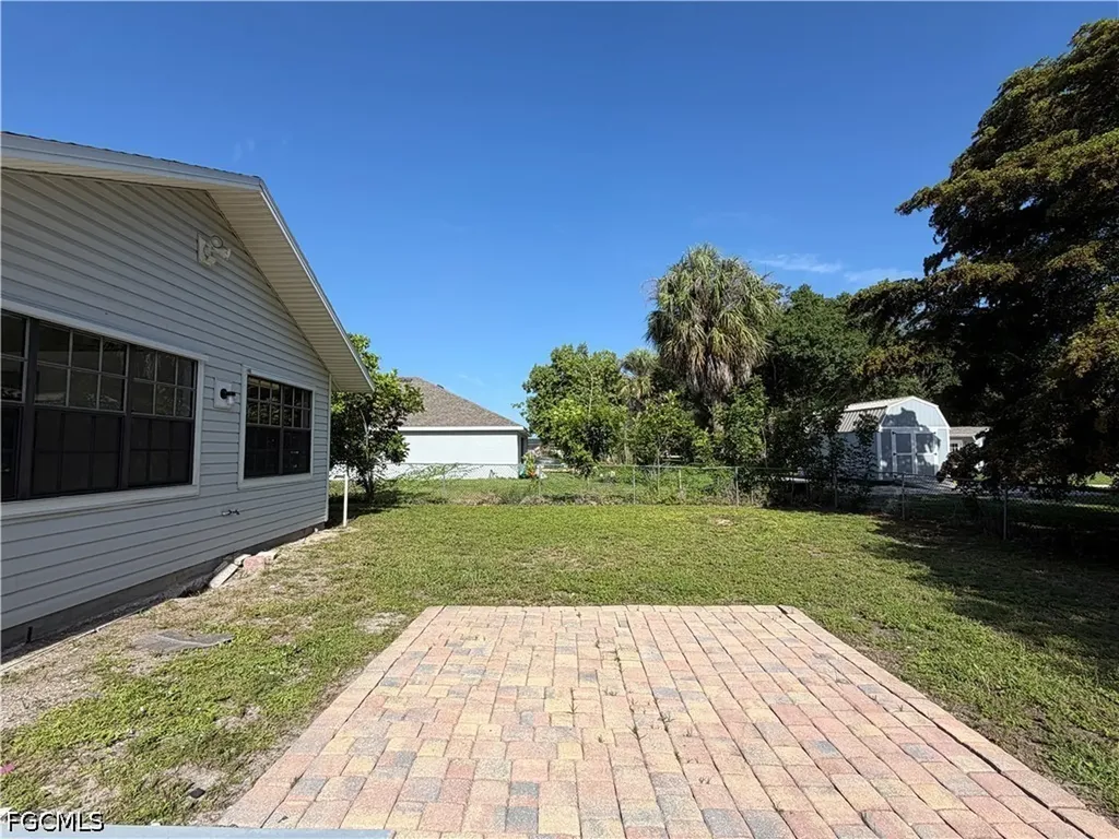 1905 NE 6th Street Cape Coral FL 33909