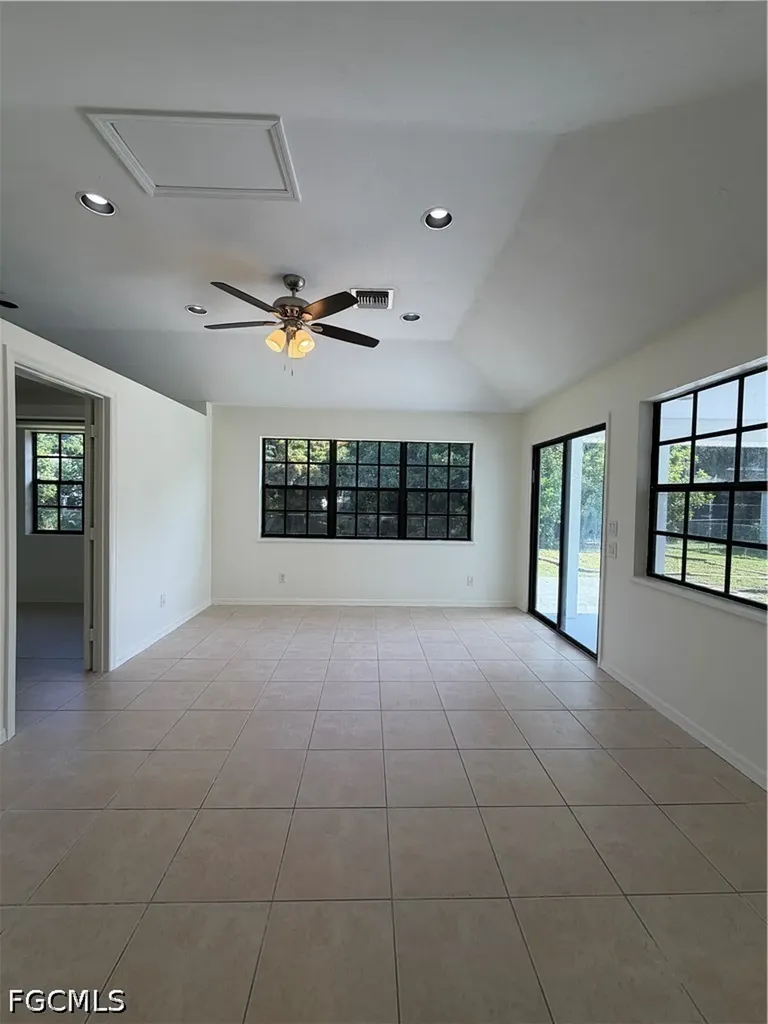 1905 NE 6th Street Cape Coral FL 33909