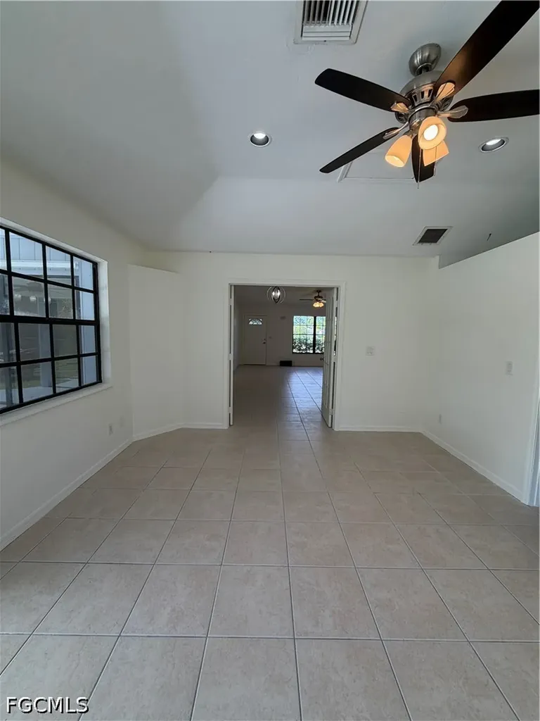 1905 NE 6th Street Cape Coral FL 33909