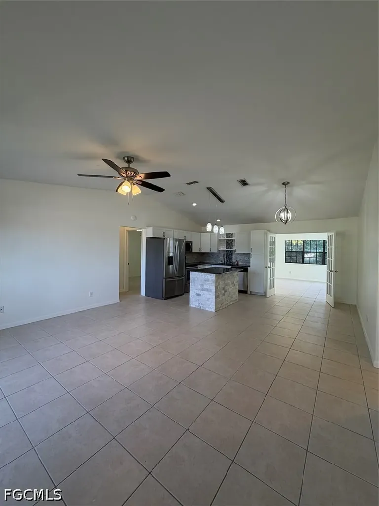 1905 NE 6th Street Cape Coral FL 33909