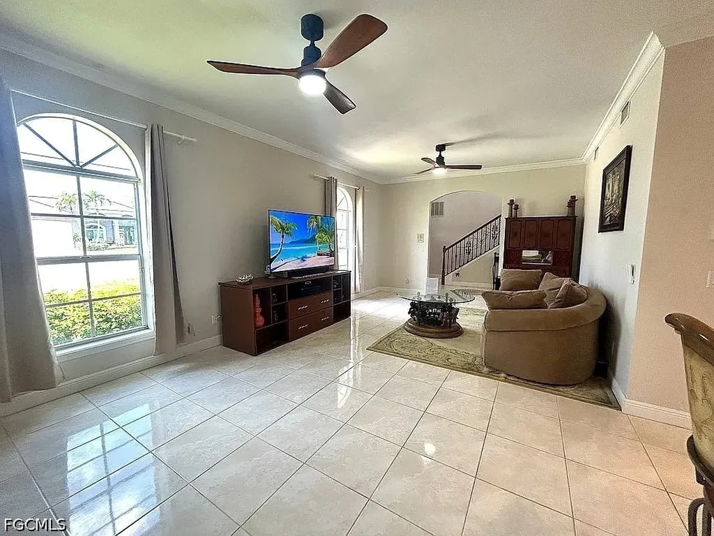 1931 SW 17th Place Cape Coral FL 33991