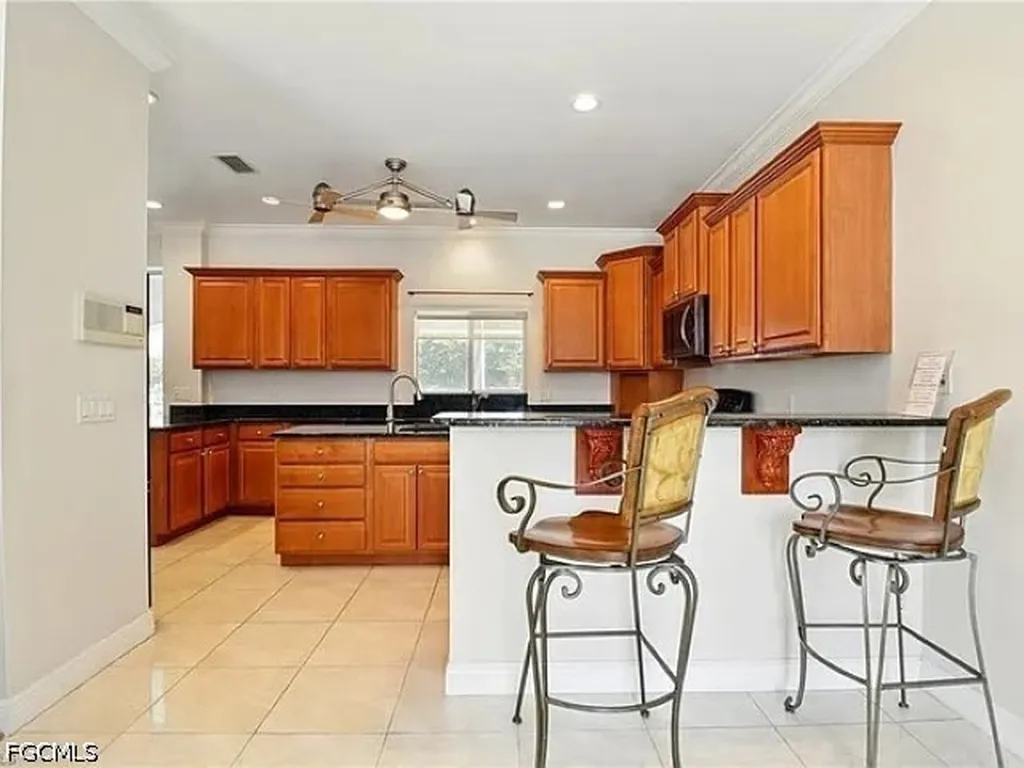 1931 SW 17th Place Cape Coral FL 33991