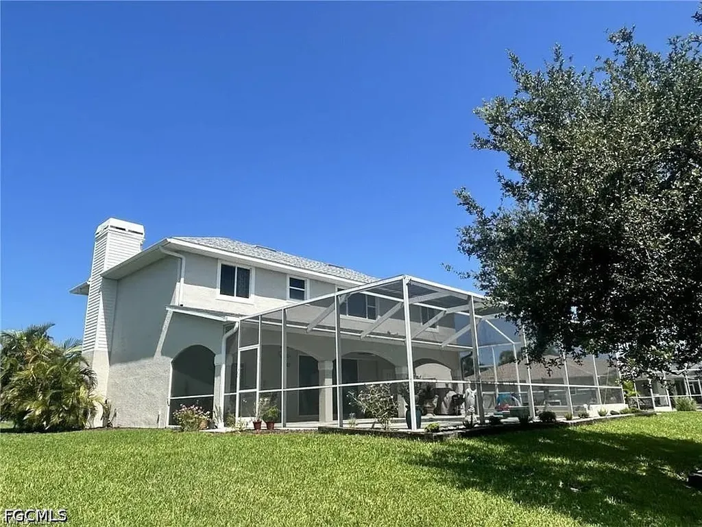 1931 SW 17th Place Cape Coral FL 33991
