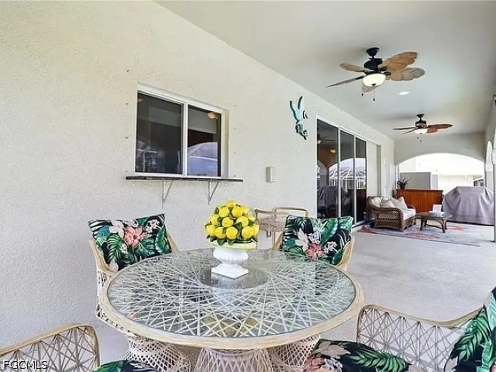 1931 SW 17th Place Cape Coral FL 33991