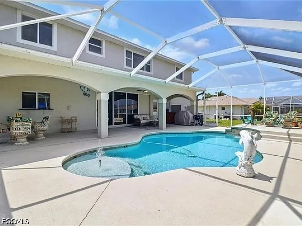 1931 SW 17th Place Cape Coral FL 33991