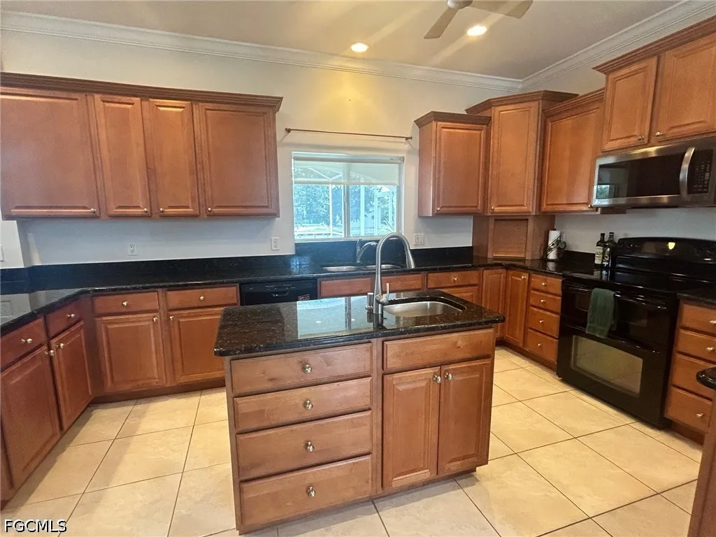 1931 SW 17th Place Cape Coral FL 33991