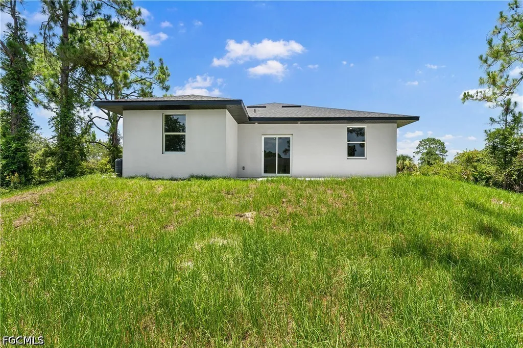 3203 66th Street W Lehigh Acres FL 33971