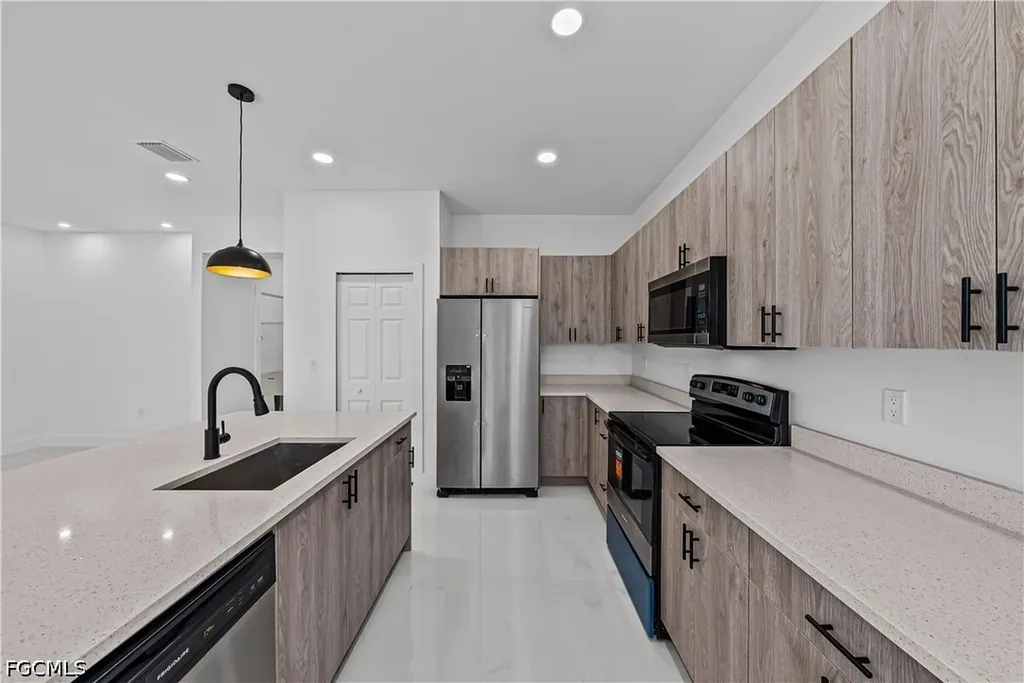 3203 66th Street W Lehigh Acres FL 33971