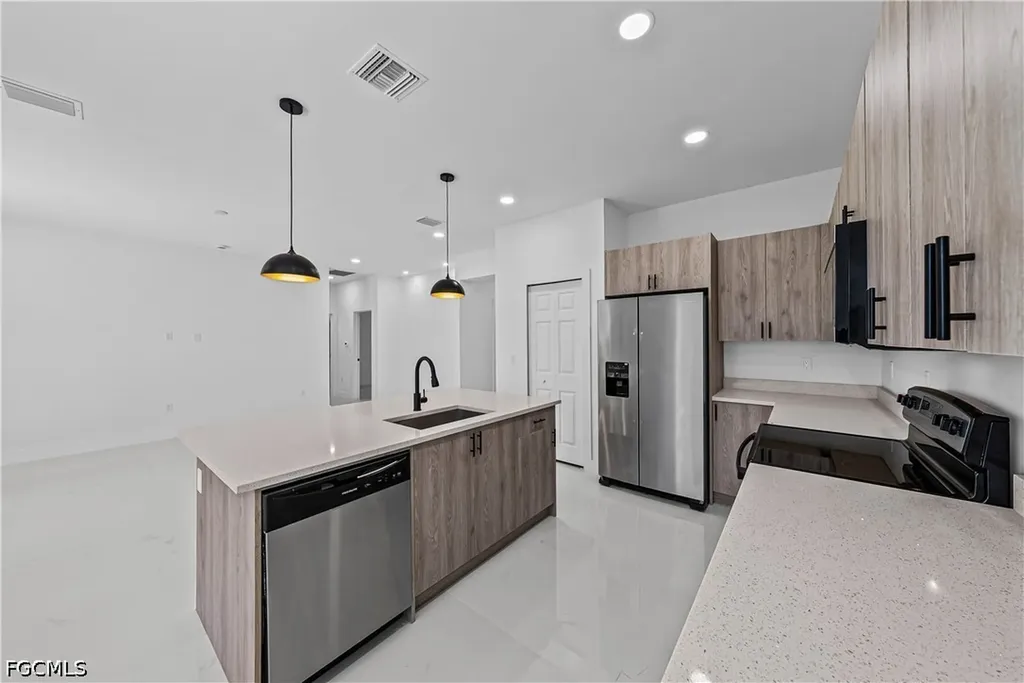 3203 66th Street W Lehigh Acres FL 33971