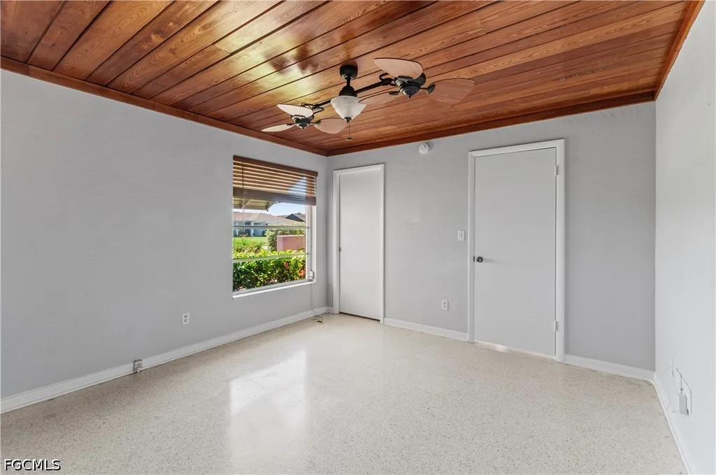 3332 SE 19th Avenue Cape Coral FL 33904