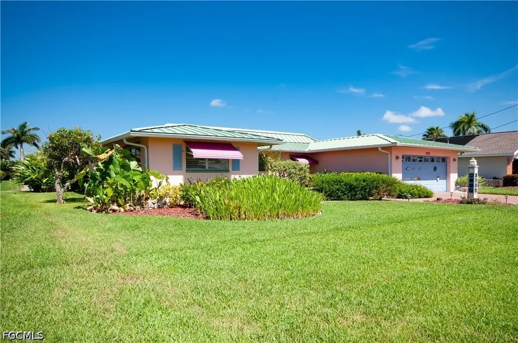 3332 SE 19th Avenue Cape Coral FL 33904