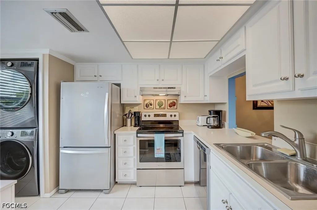 4629 SE 5th Place Cape Coral FL 33904