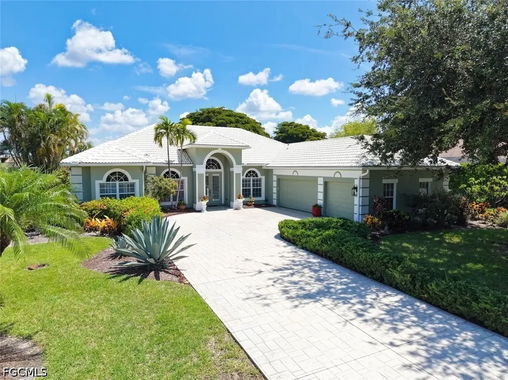 8951 Abbotsford Terrace Fort Myers FL 33912