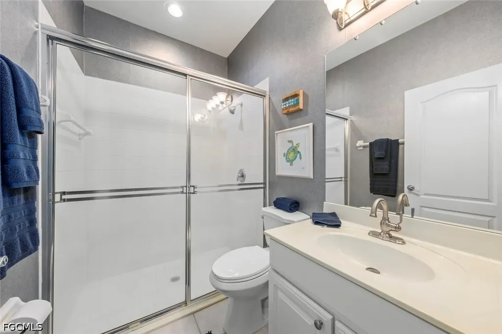 8951 Abbotsford Terrace Fort Myers FL 33912