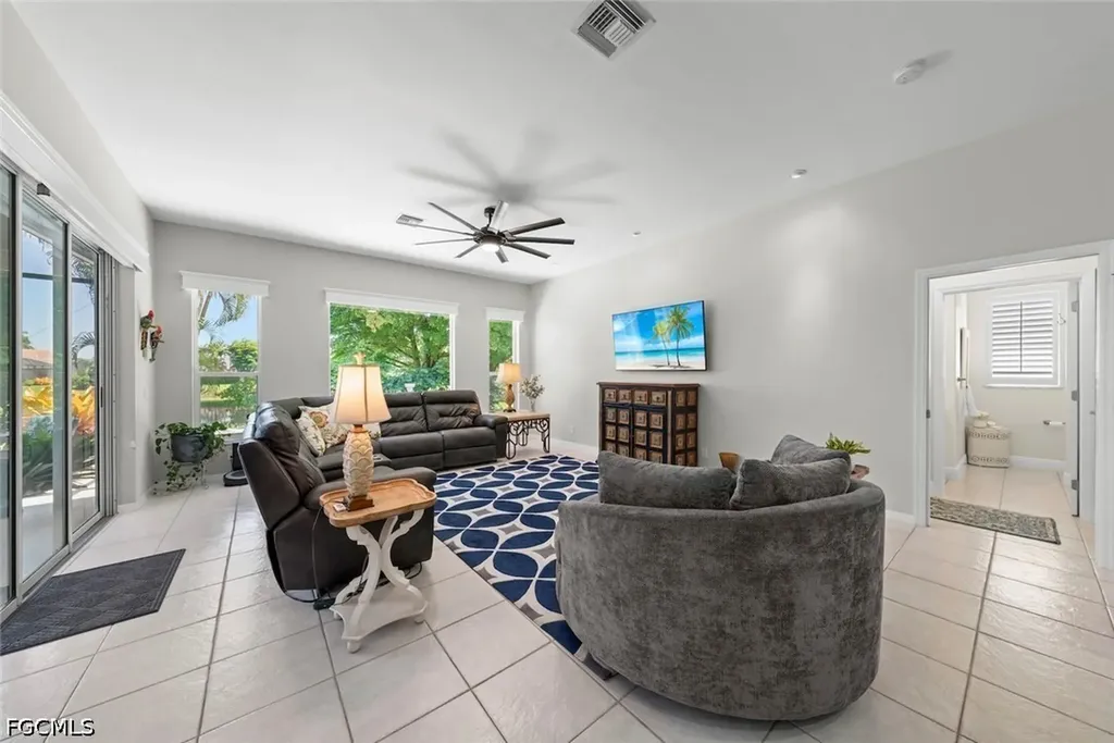 8951 Abbotsford Terrace Fort Myers FL 33912