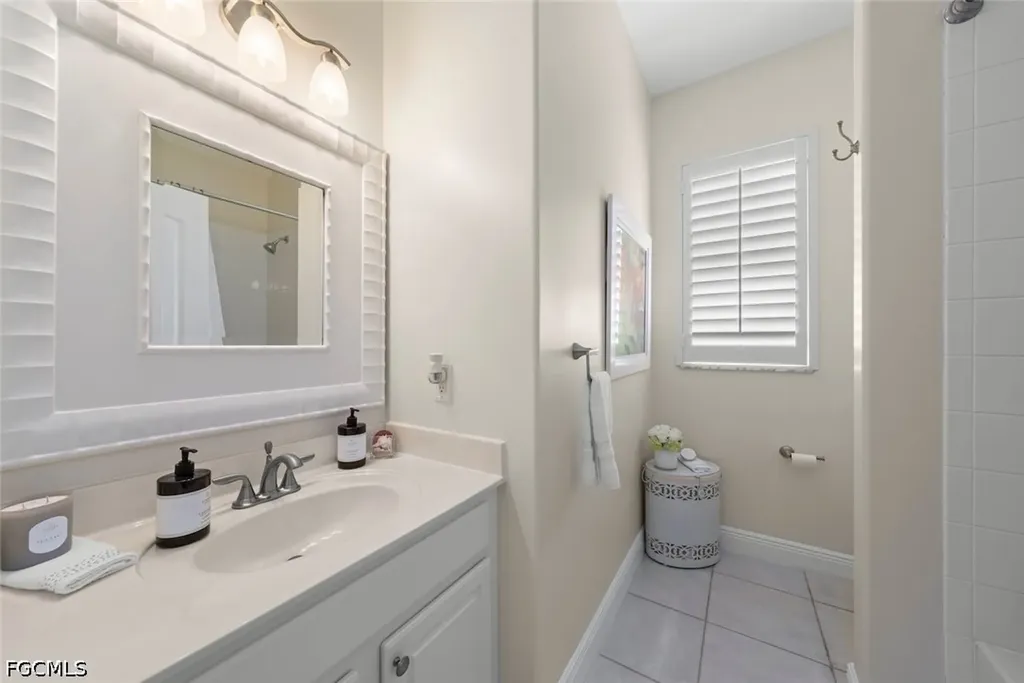 8951 Abbotsford Terrace Fort Myers FL 33912