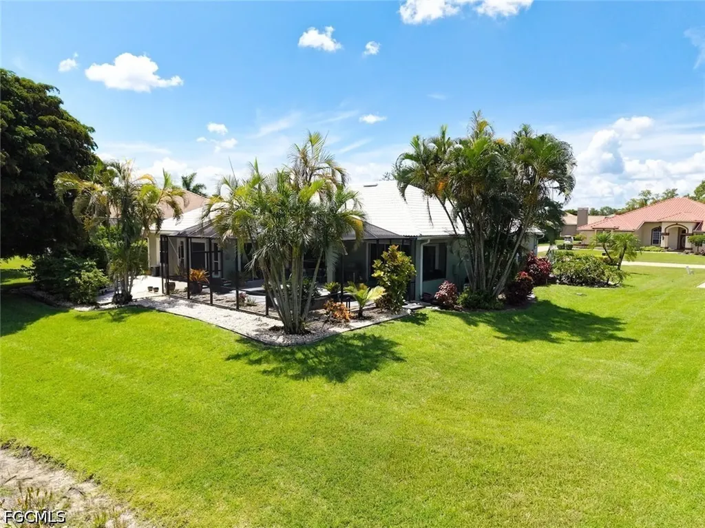 8951 Abbotsford Terrace Fort Myers FL 33912