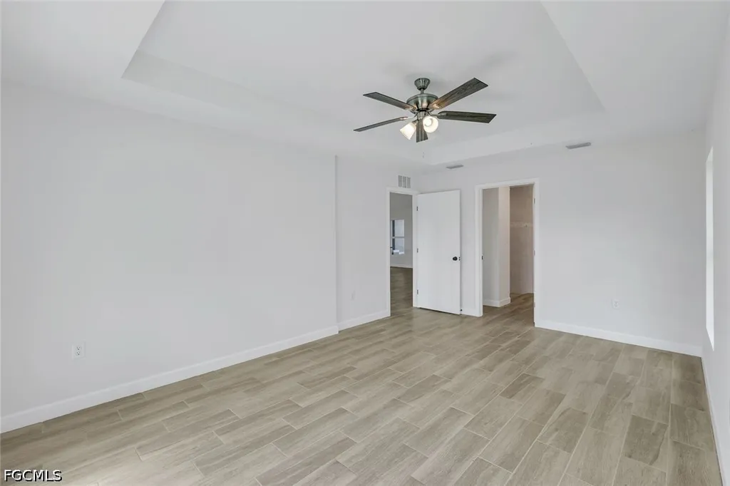 1409 NE 18th Place Cape Coral FL 33909