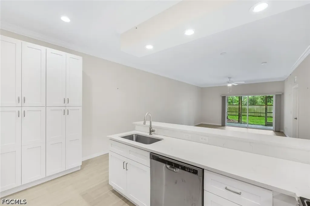 1137 Winding Pines Circle Cape Coral FL 33909