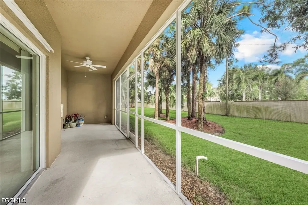 1137 Winding Pines Circle Cape Coral FL 33909