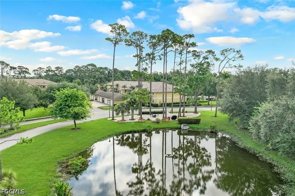 1137 Winding Pines Circle Cape Coral FL 33909