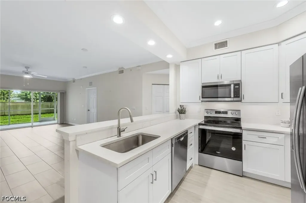 1137 Winding Pines Circle Cape Coral FL 33909