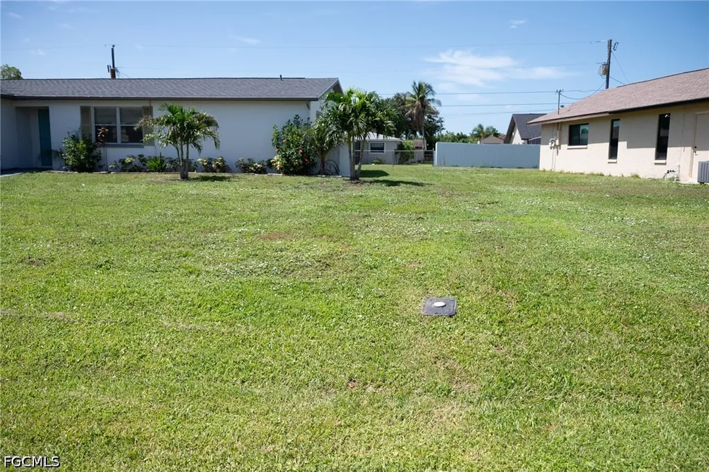 2122 SE 6th Terrace Cape Coral FL 33990