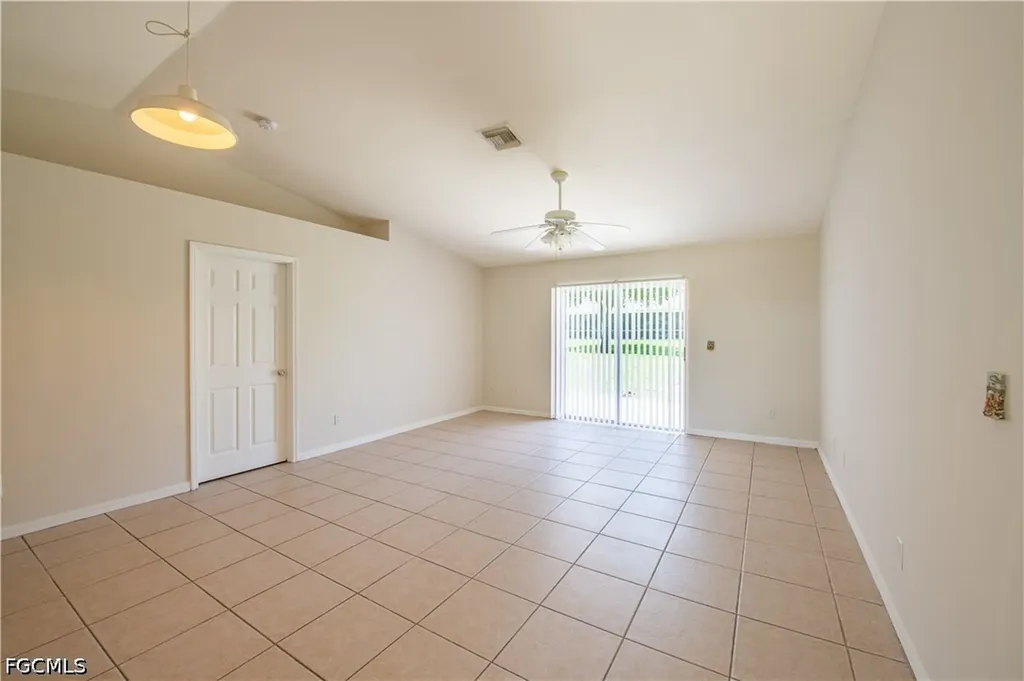 5047/5049 Centennial Boulevard Lehigh Acres FL 33971