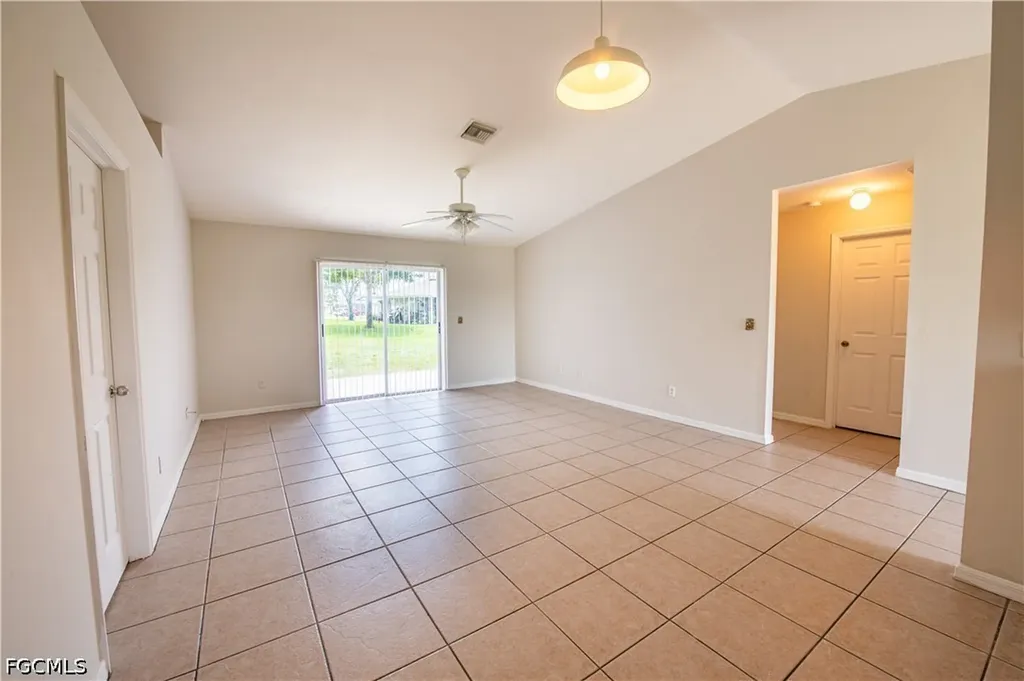 5047/5049 Centennial Boulevard Lehigh Acres FL 33971