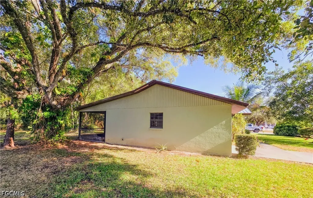 75 Hardee Street Labelle FL 33935